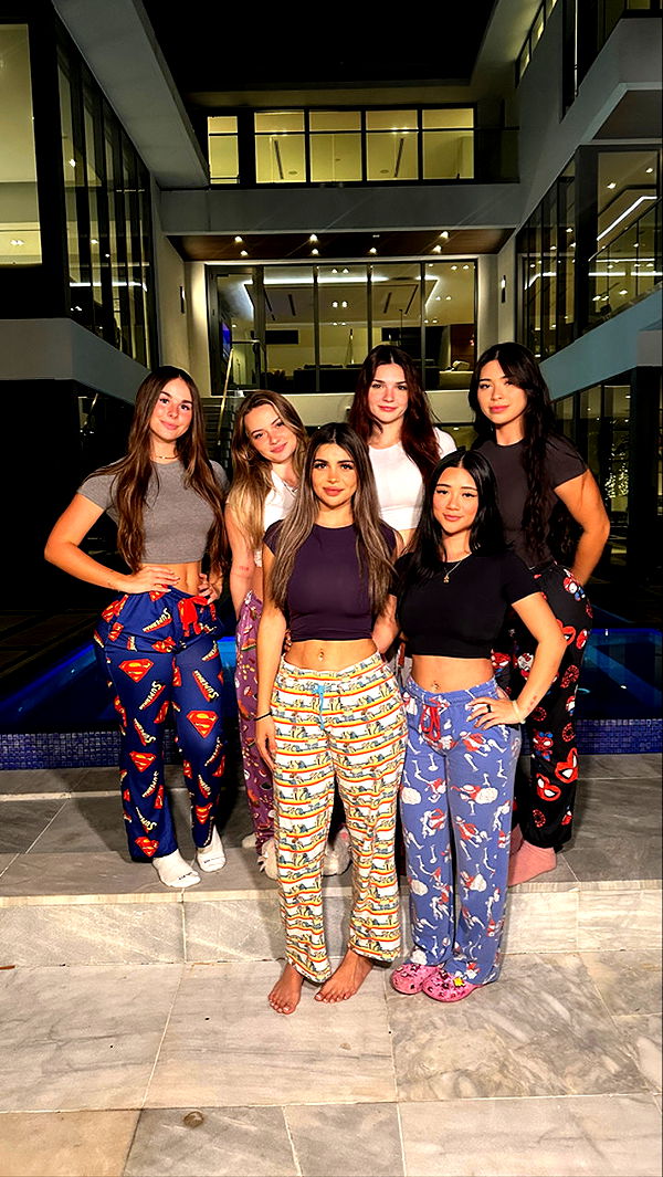 aishahsofeyy image ~ Altpins