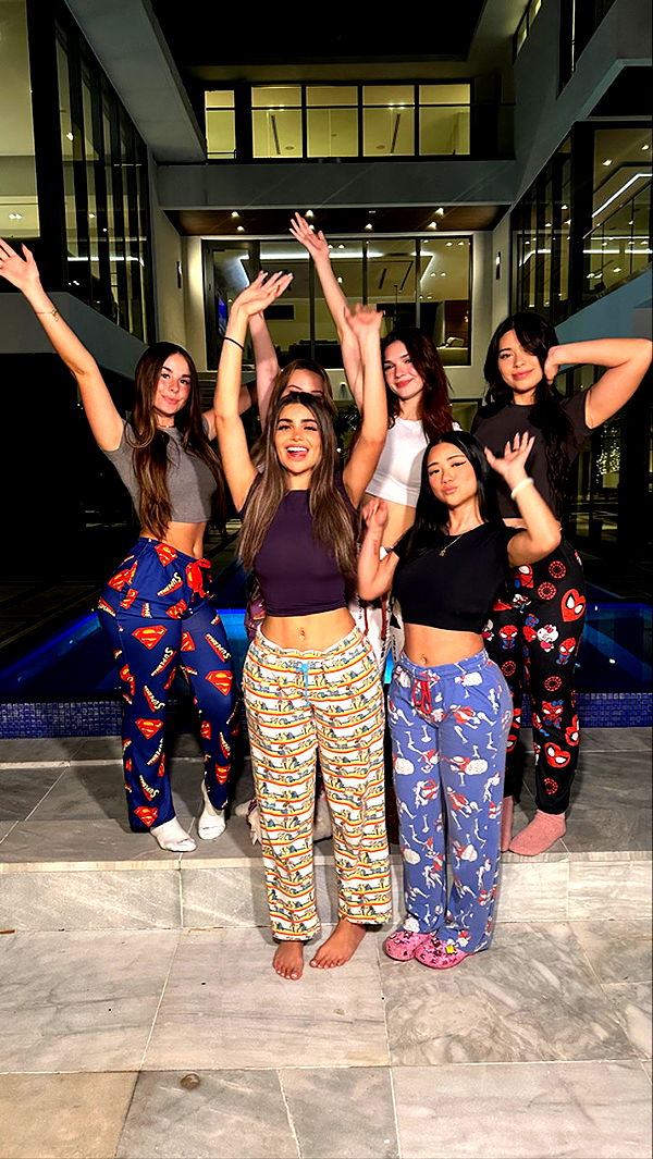 aishahsofeyy image ~ Altpins