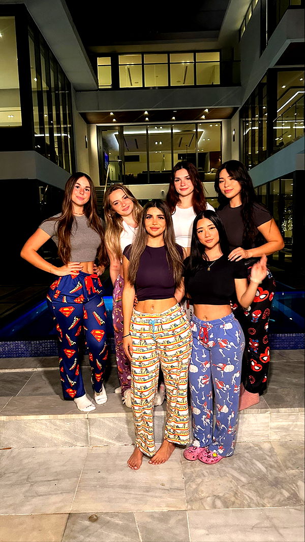 aishahsofeyy image ~ Altpins