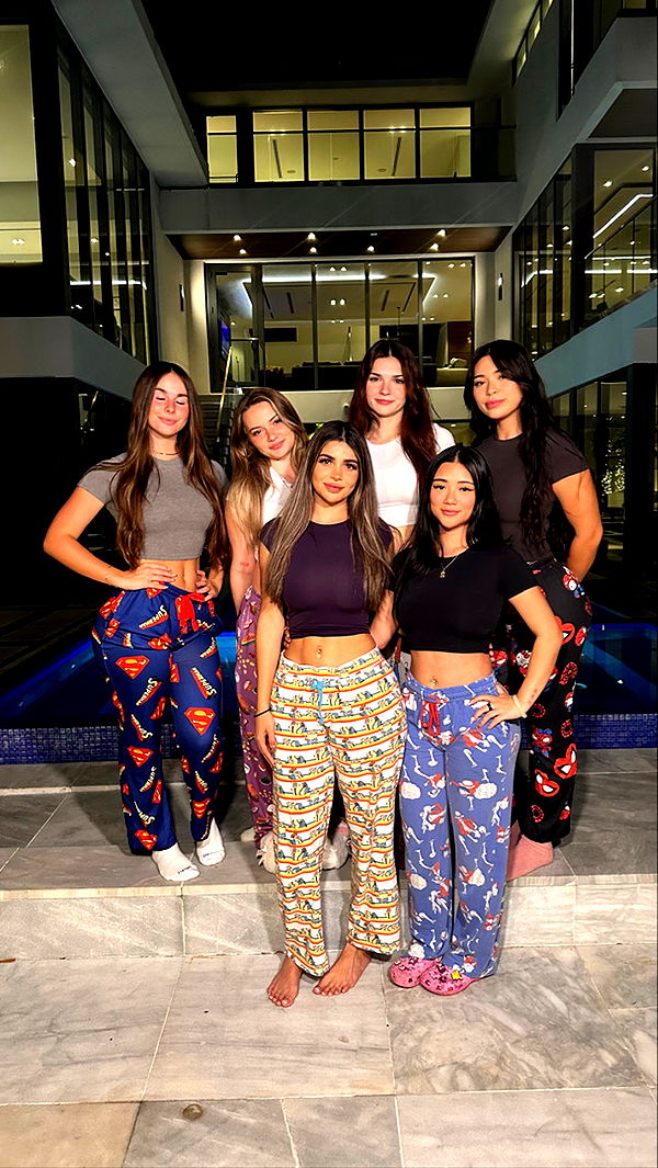 aishahsofeyy image ~ Altpins