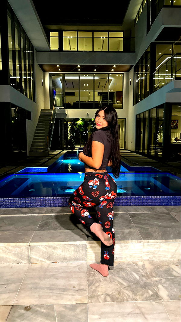 aishahsofeyy image ~ Altpins