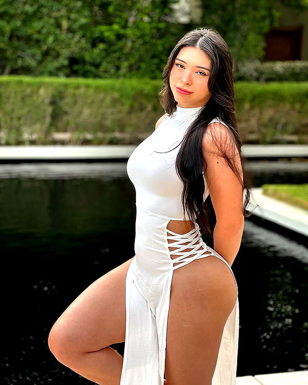 aishahsofeyy image ~ Altpins