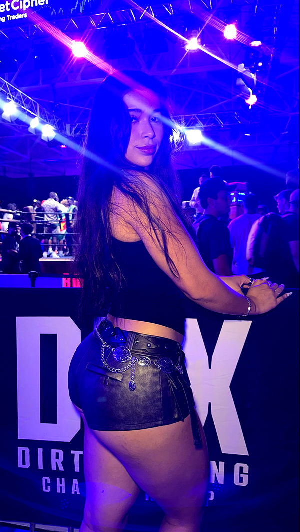 aishahsofeyy image ~ Altpins