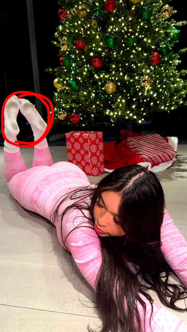 aishahsofeyy image ~ Altpins