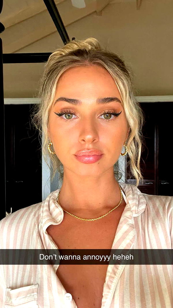 alexaadams30 image ~ Altpins