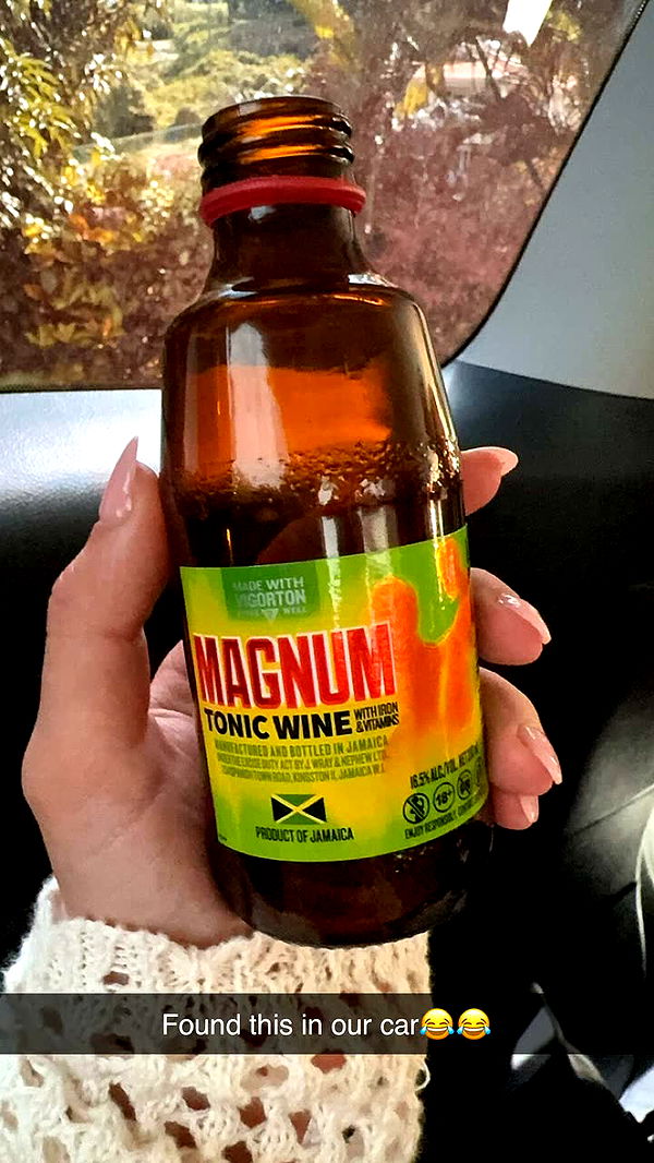 alexaadams30 image ~ Altpins