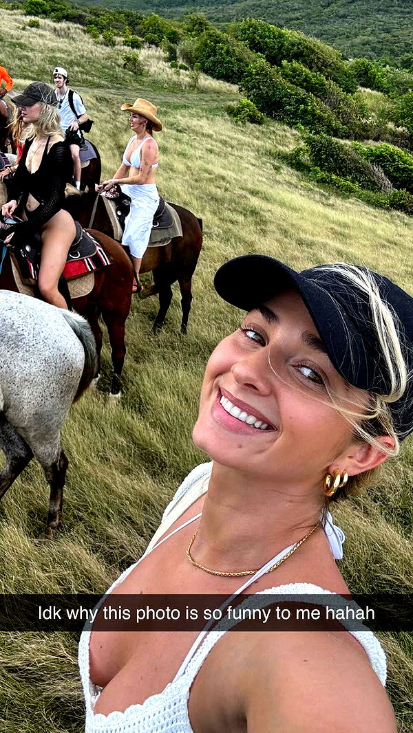 alexaadams30 image ~ Altpins