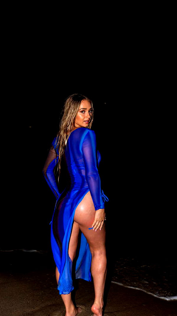 alexaadams30 image ~ Altpins