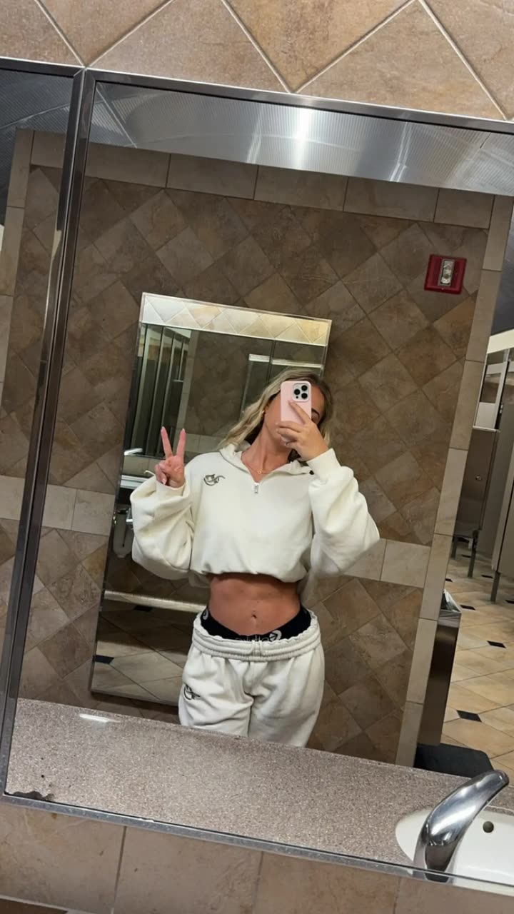 alexaadams30 snapchat image archive image