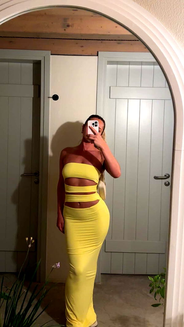 alexaadams30 image ~ Altpins