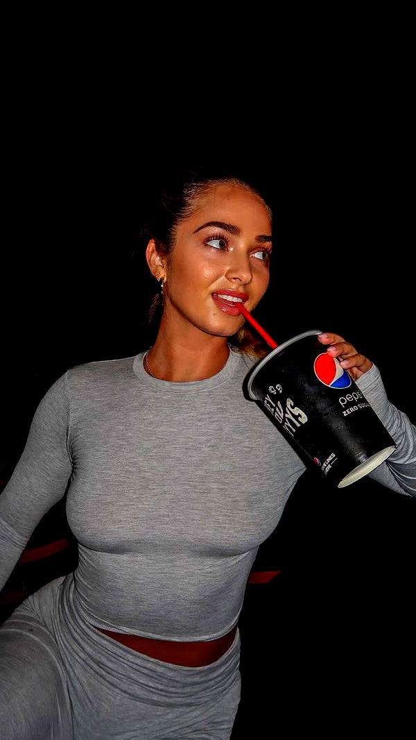 alexaadams30 image ~ Altpins