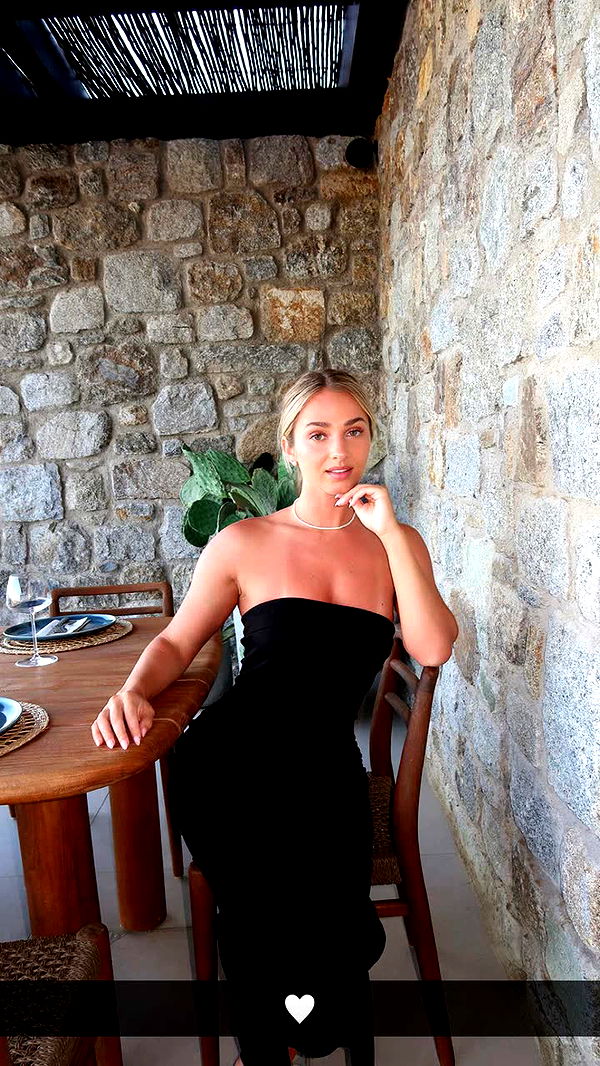 alexaadams30 image ~ Altpins