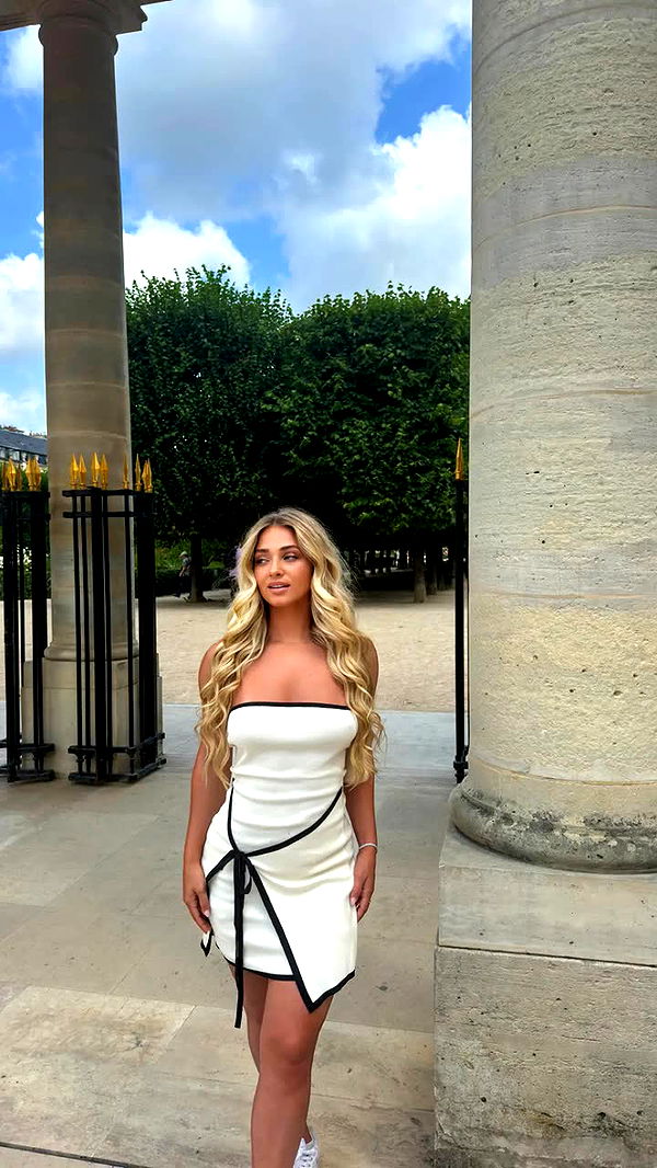 alexaadams30 image ~ Altpins