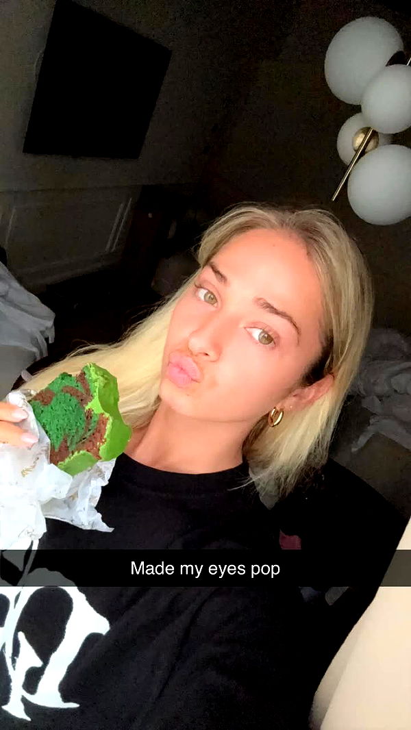 alexaadams30 image ~ Altpins