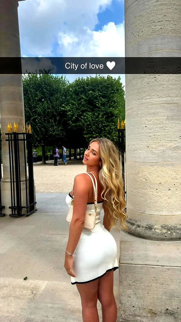 alexaadams30 image ~ Altpins