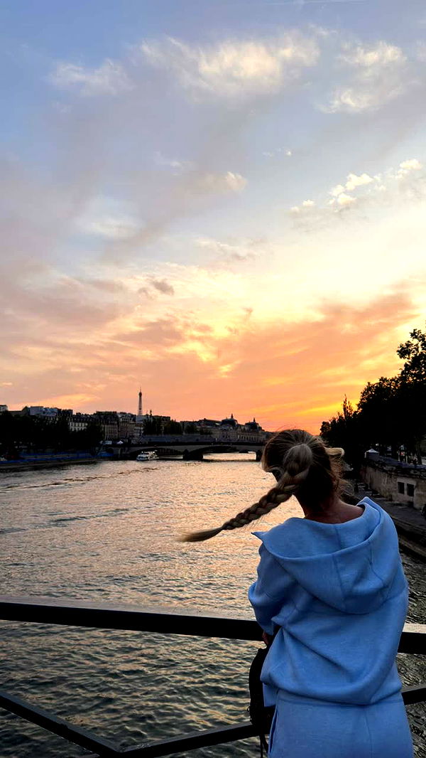 alexaadams30 image ~ Altpins