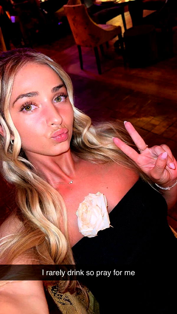 alexaadams30 image ~ Altpins