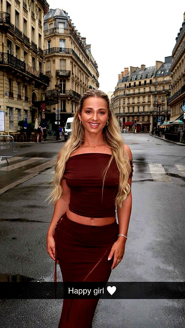 alexaadams30 image ~ Altpins