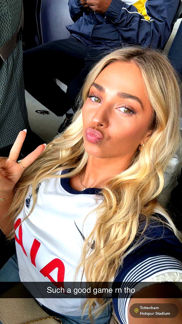 alexaadams30 snapchat image archive image