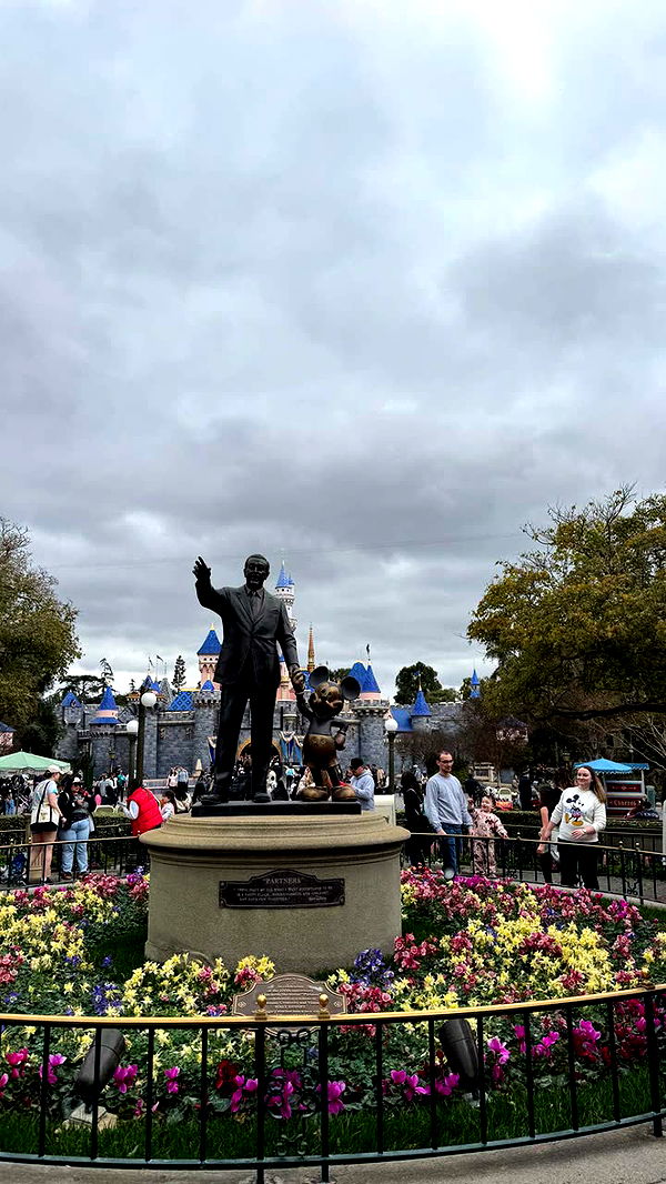 alexaadams30 image ~ Altpins