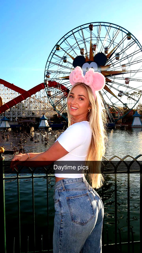 alexaadams30 image ~ Altpins