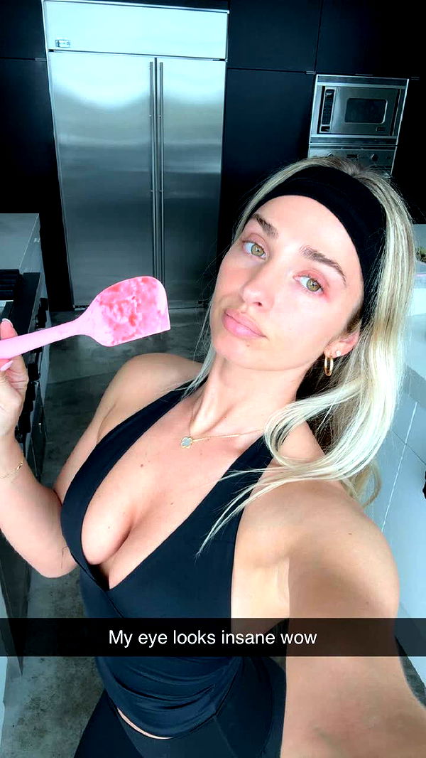 alexaadams30 image ~ Altpins