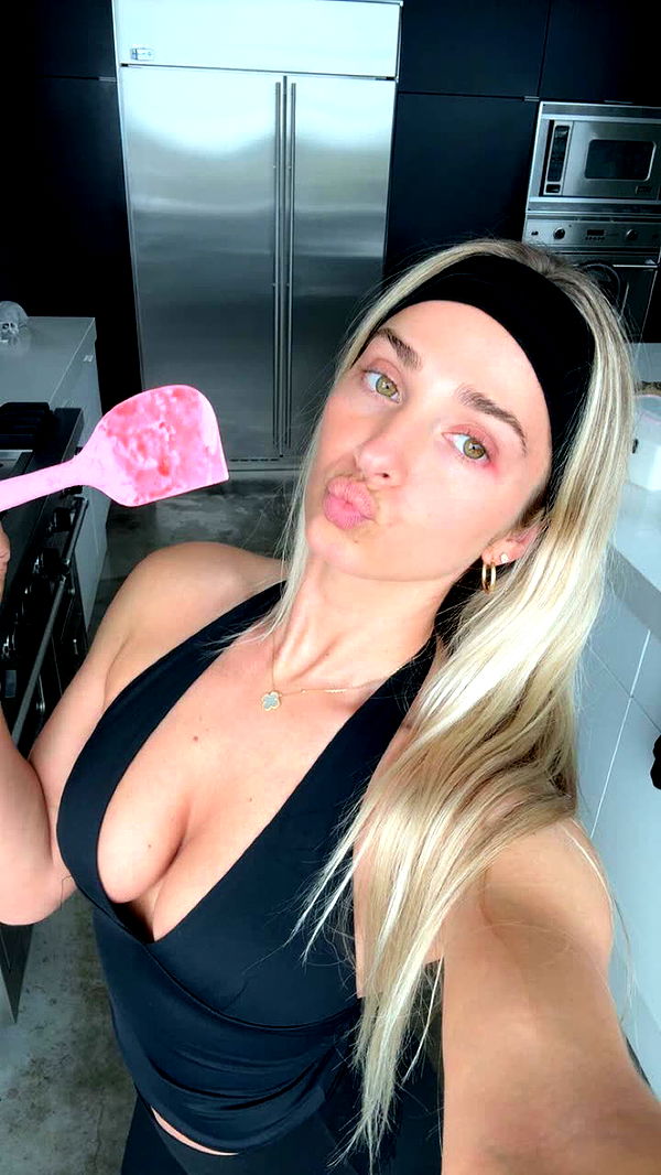 alexaadams30 image ~ Altpins