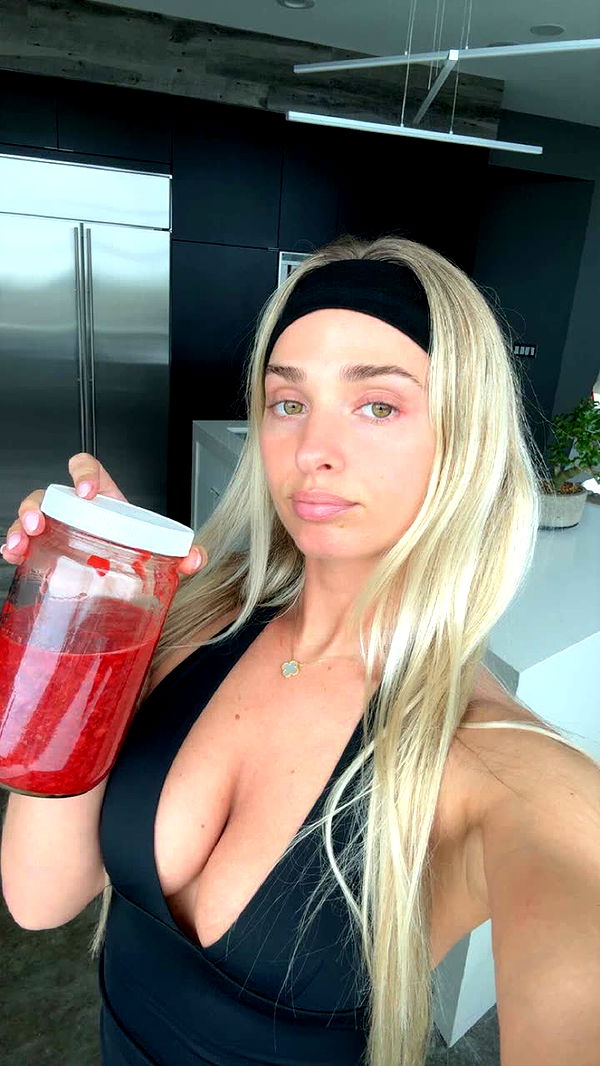 alexaadams30 image ~ Altpins