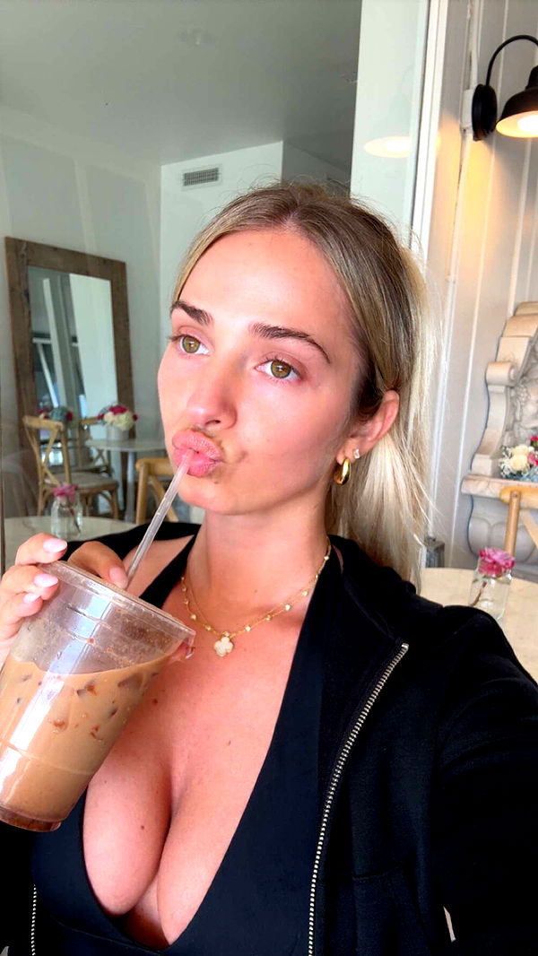 alexaadams30 image ~ Altpins