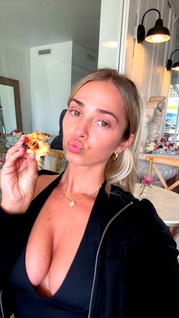 alexaadams30 image ~ Altpins