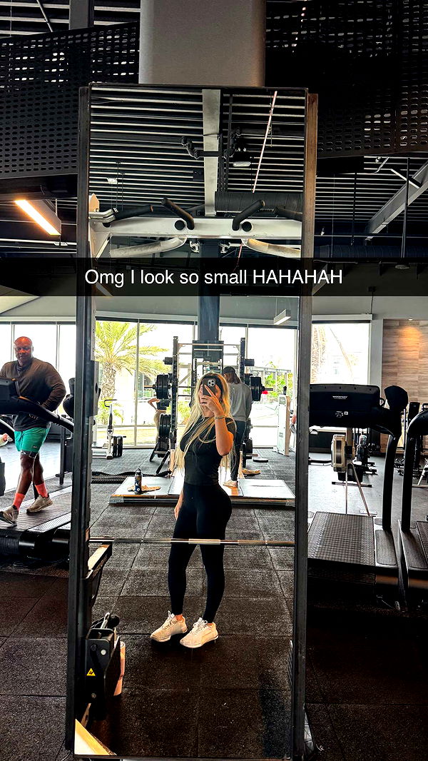 alexaadams30 image ~ Altpins