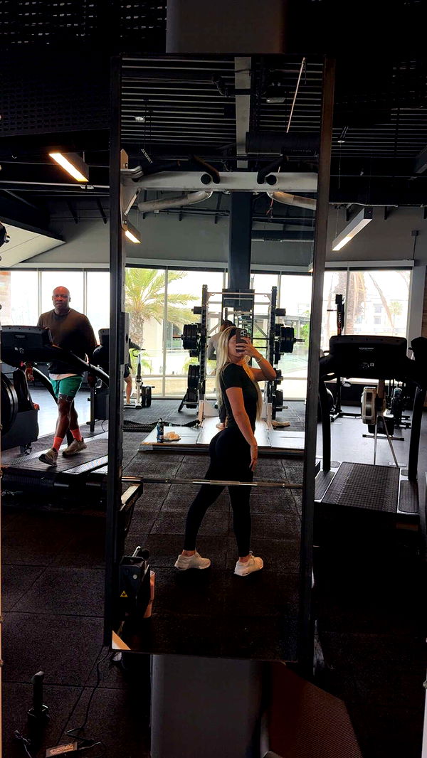 alexaadams30 image ~ Altpins