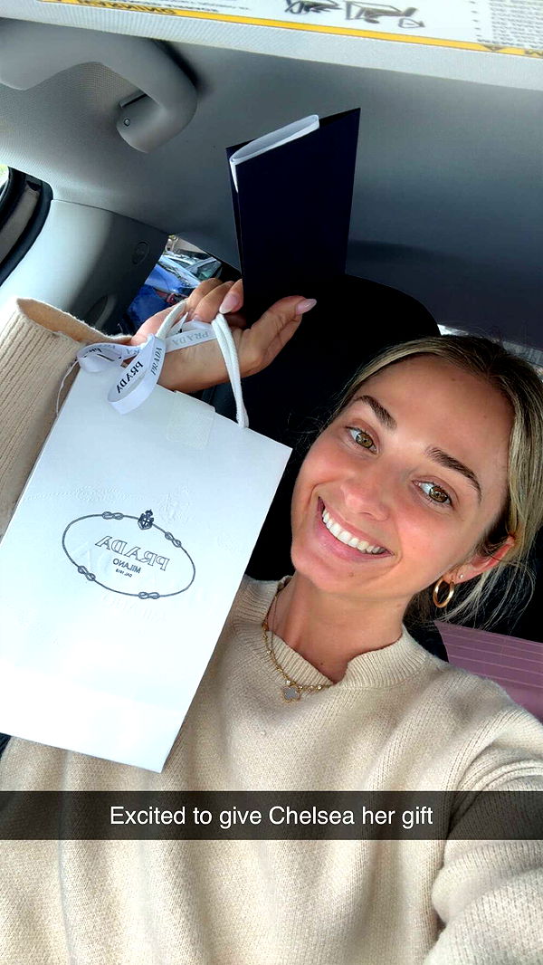 alexaadams30 image ~ Altpins