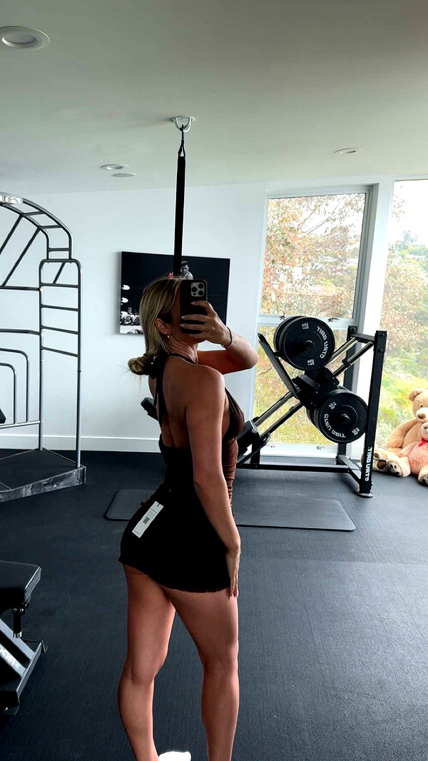 alexaadams30 image ~ Altpins