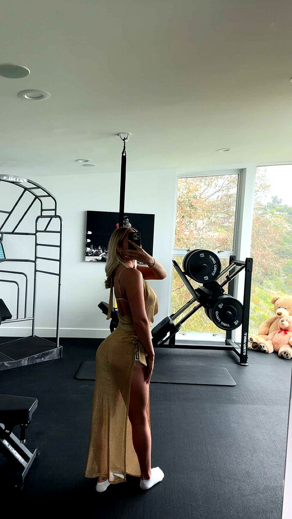 alexaadams30 image ~ Altpins