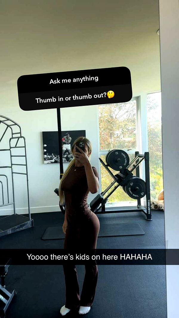 alexaadams30 image ~ Altpins