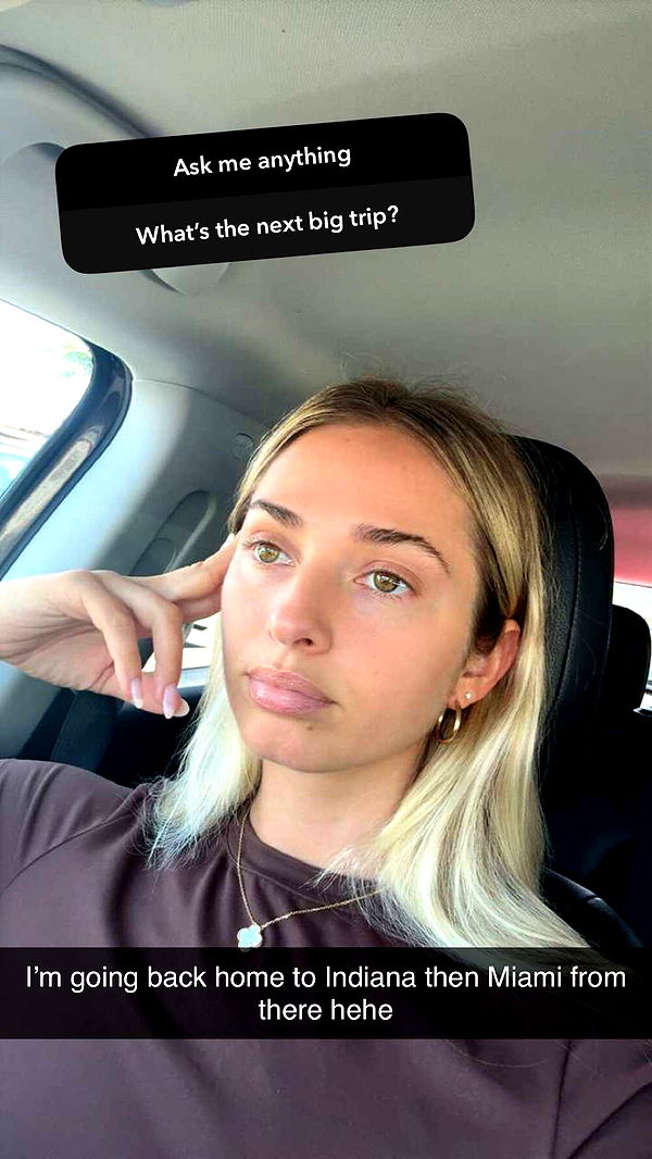 alexaadams30 image ~ Altpins