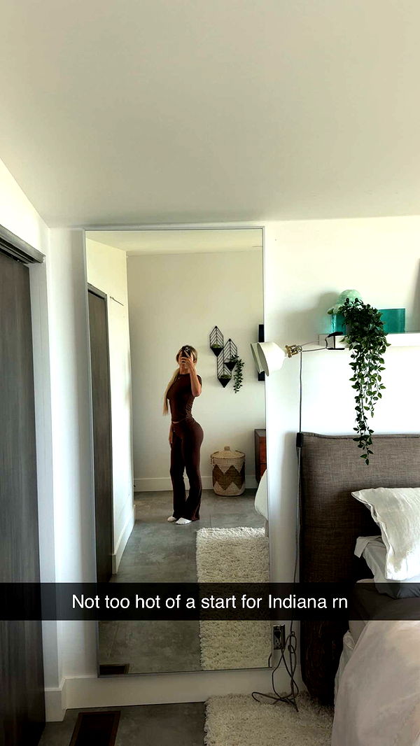 alexaadams30 image ~ Altpins