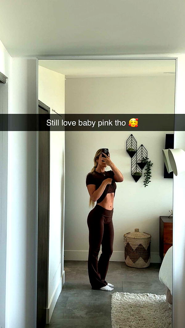 alexaadams30 image ~ Altpins