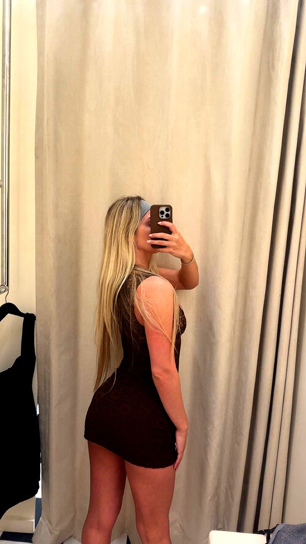 alexaadams30 image ~ Altpins