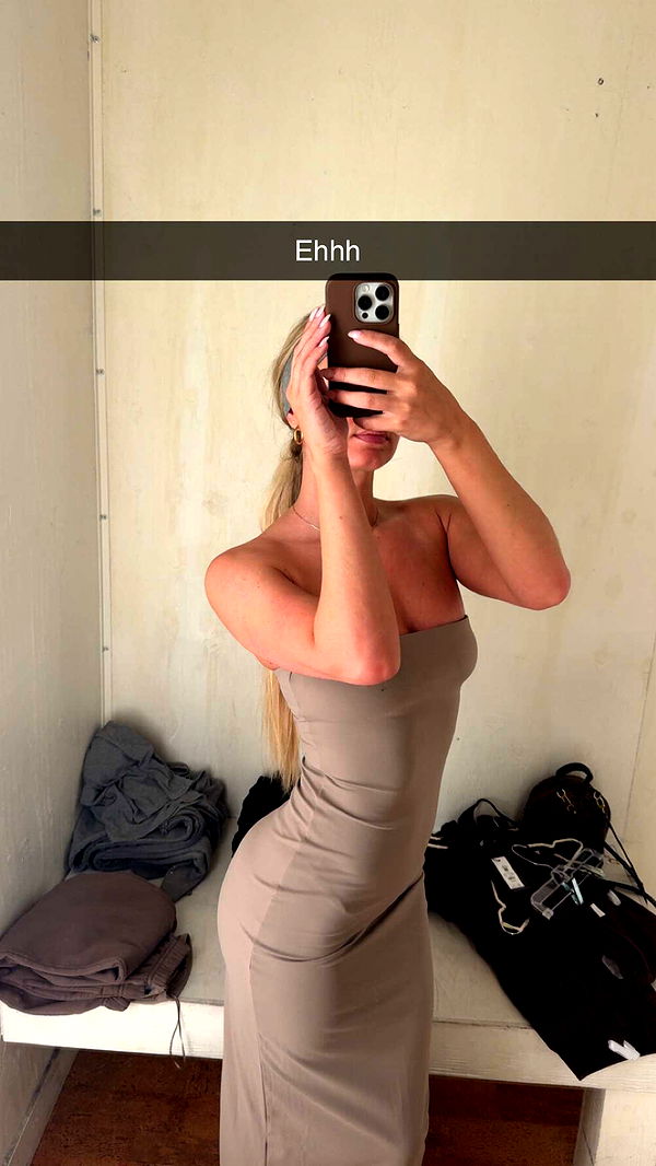 alexaadams30 image ~ Altpins