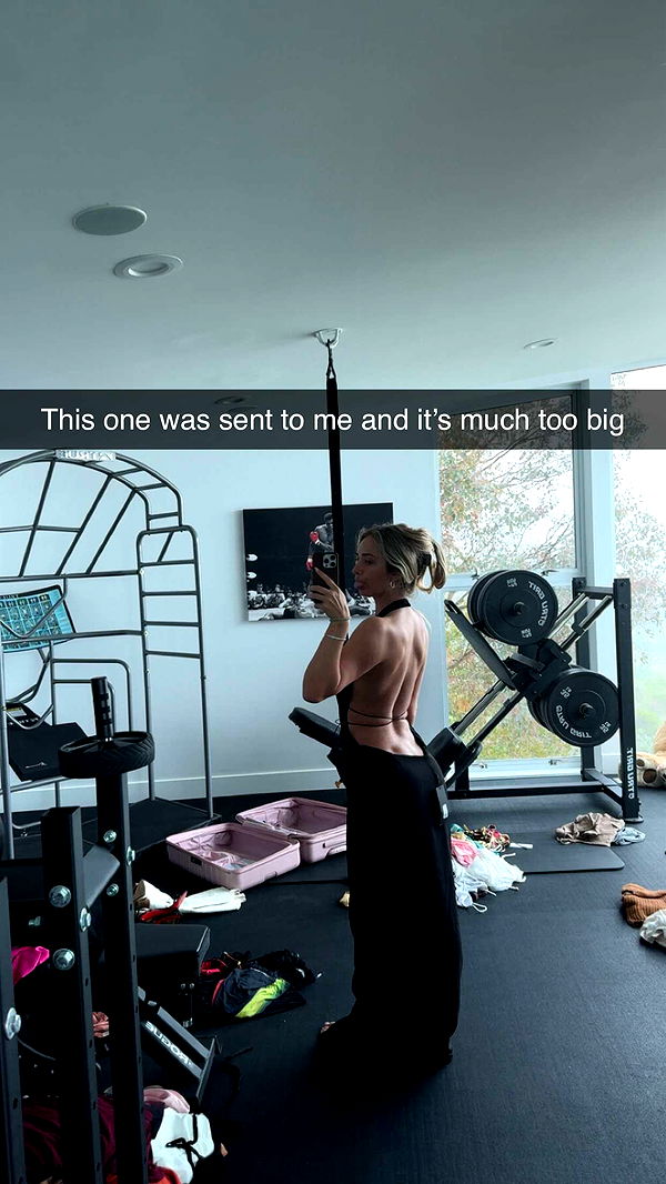 alexaadams30 image ~ Altpins