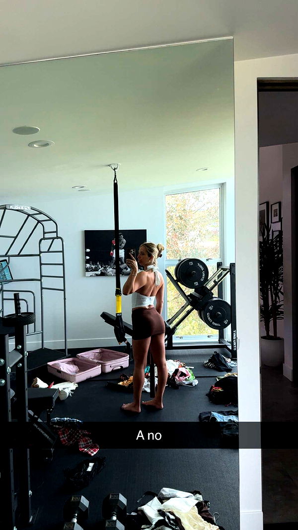 alexaadams30 image ~ Altpins