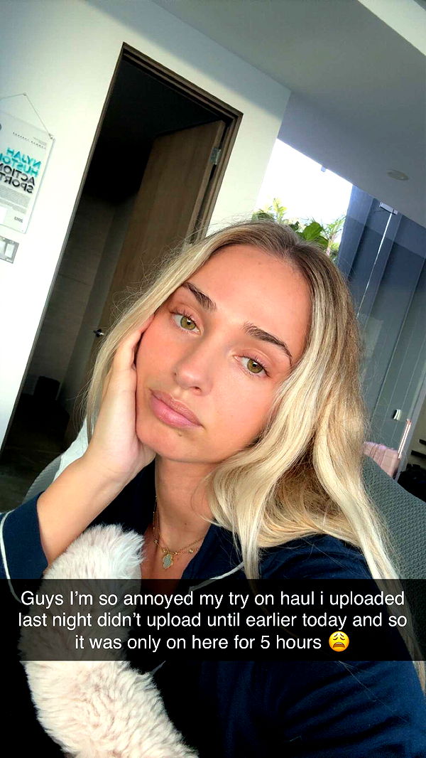 alexaadams30 image ~ Altpins