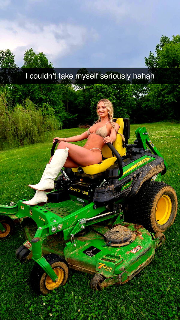 alexaadams30 image ~ Altpins