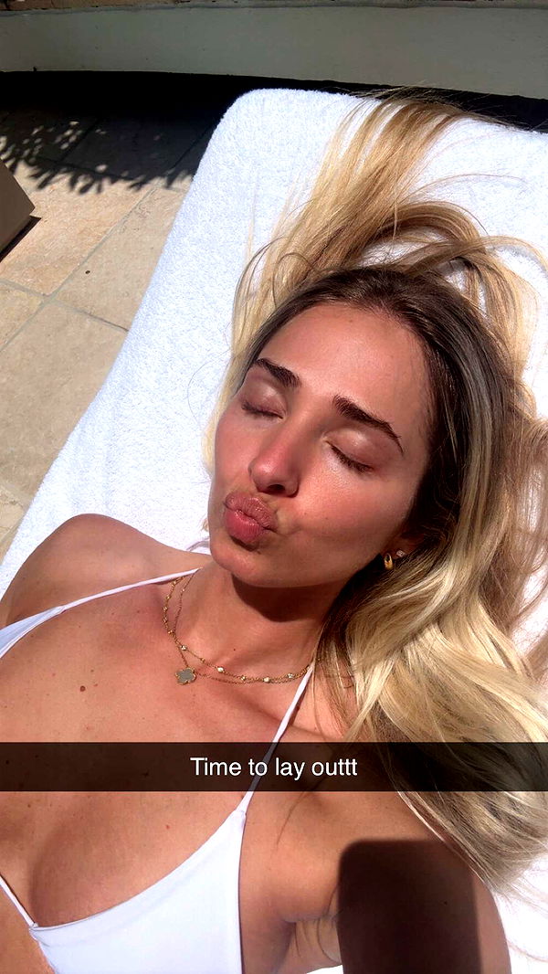 alexaadams30 image ~ Altpins