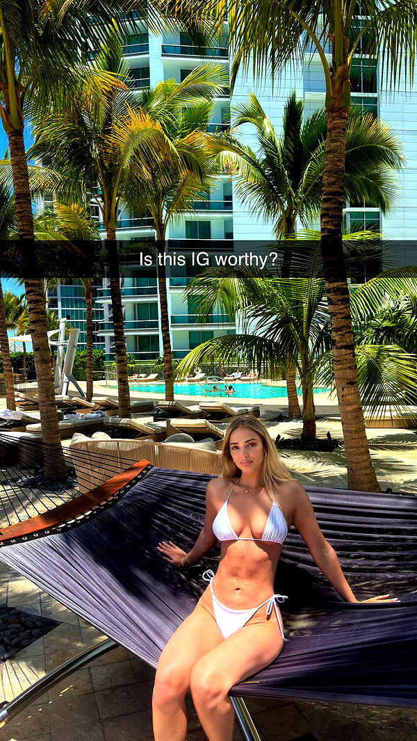 alexaadams30 image ~ Altpins