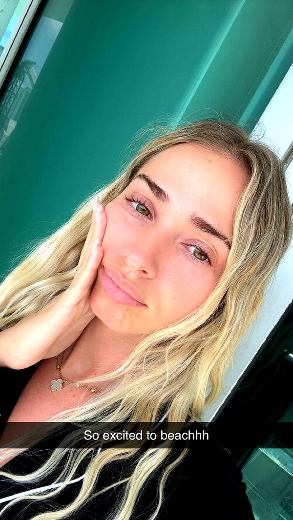 alexaadams30 image ~ Altpins