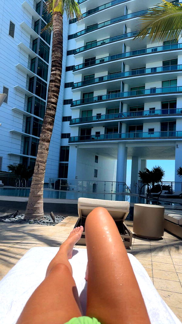 alexaadams30 image ~ Altpins