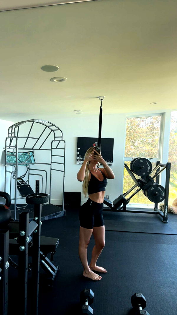 alexaadams30 image ~ Altpins